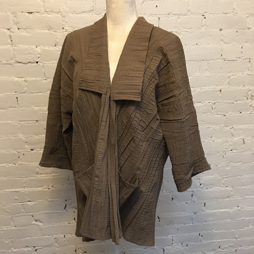 Japanalia crinkle open front jacket 3/4 sleeve bark brown os art to wear